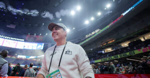 00football-coachespay-moore-wqch-facebookJumbo.jpg