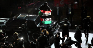 09sb-halftime-live-flag-twgk-facebookJumbo.jpg