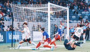 22ce356f-uswnt1.jpg