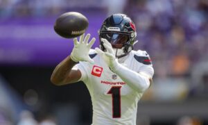Stefon-Diggs-Texans-pic.jpg