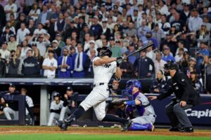 all-stars-comeback-dreams-shatter-yankees-financial-woes-overpower-fit-1024x683.jpg