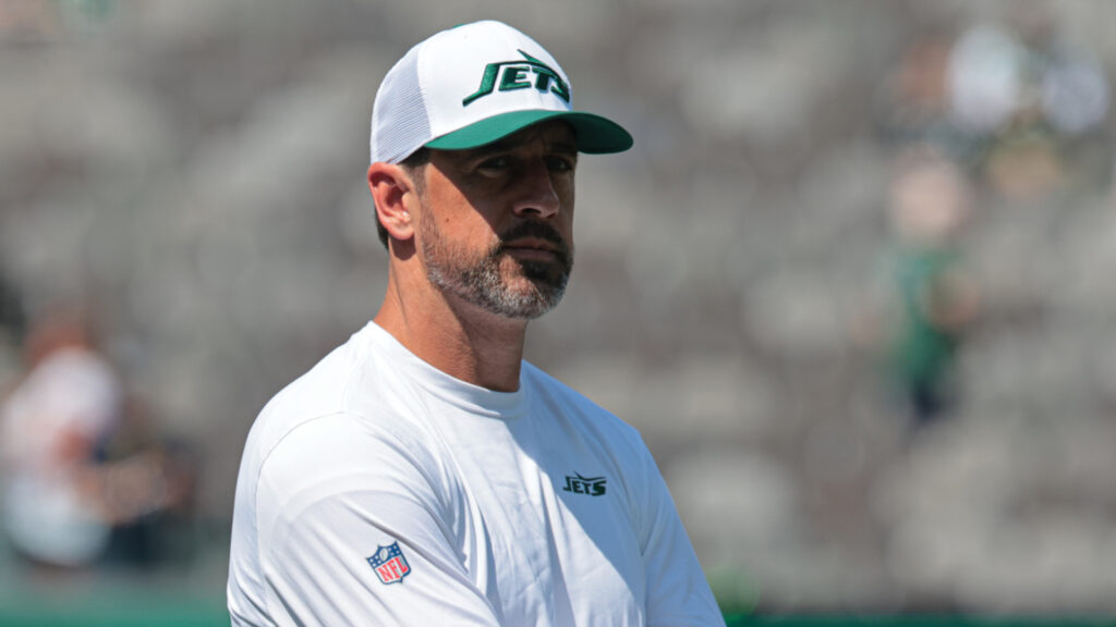 insider-shares-massive-aaron-rodgers-update-amid.jpg