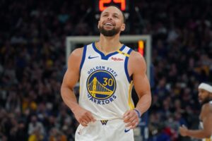 stephen-curry-iconic-night-night-celebration-warriors-origin-1-1024x683.jpg