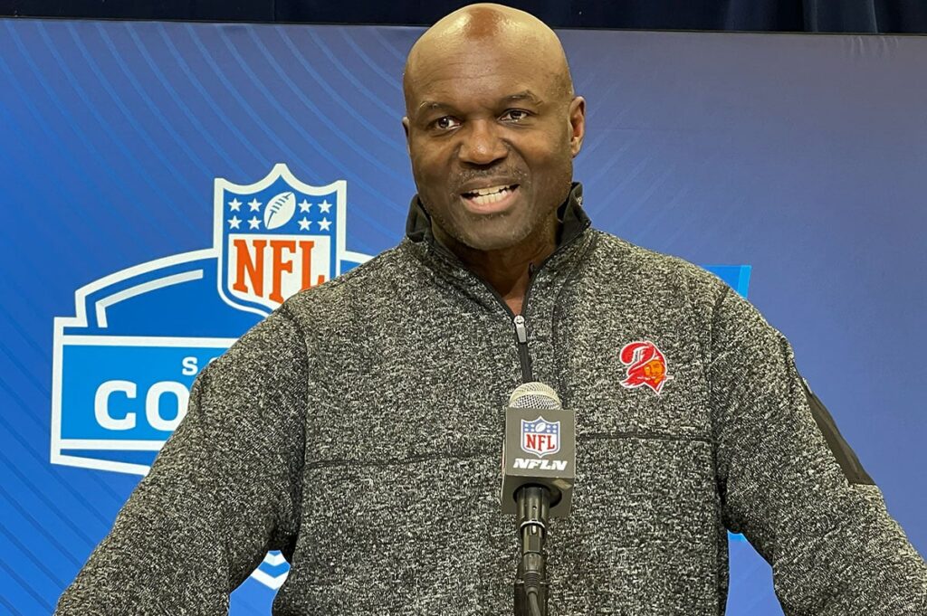 Bowles-Todd-Bucs-Combine-2025-podium-intense.jpg