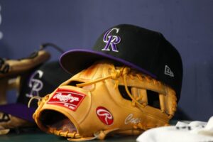 fans-erupt-as-rockies-on-track-to-smash-white-sox-record-for-mlb-struggles-1024x683.jpg