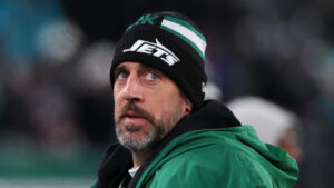 report-reveals-dissuaded-giants-pursuing-aaron.jpg