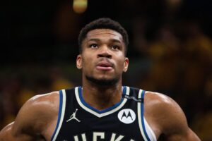 rich-paul-reveals-hard-conversations-behind-the-scenes-giannis-antetokounmpo-trade-1024x683.jpg