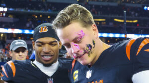 nfls-best-qbwr-duos-steelers-aaron-rodgers-dk.jpg