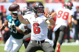 Mayfield-Baker-Bucs-Eagles-command.jpg