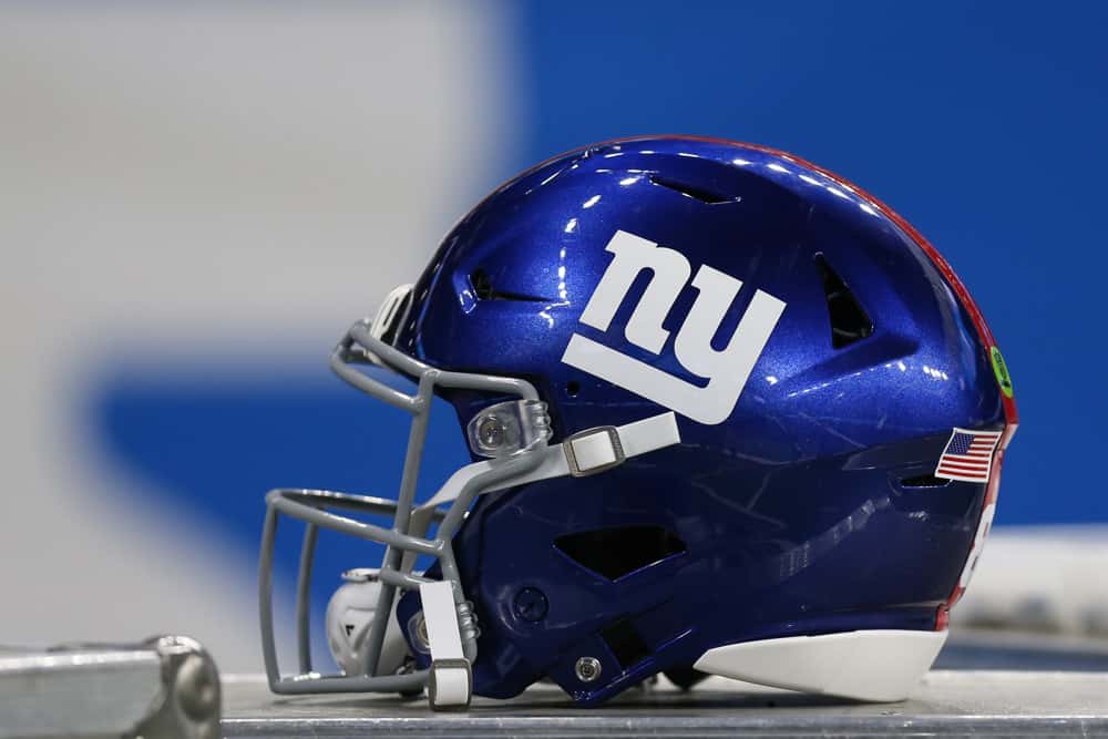 newyorkgiantshelmet.jpg