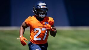 J.K.-Dobbins-Broncos-pic.jpg