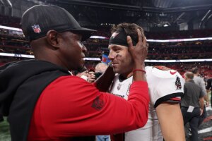 Mayfield-Baker-Raheem-Morris-Bucs-Falcons.jpg