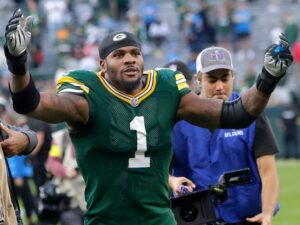 watch-micah-parsons-enjoys-packers-09-12-25.jpg