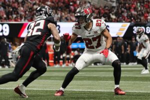 McCollum-Zyon-Bucs-Falcons-coverage.jpg