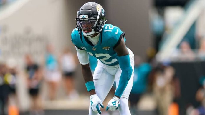 Travis-Hunter-Jaguars-pic.jpg