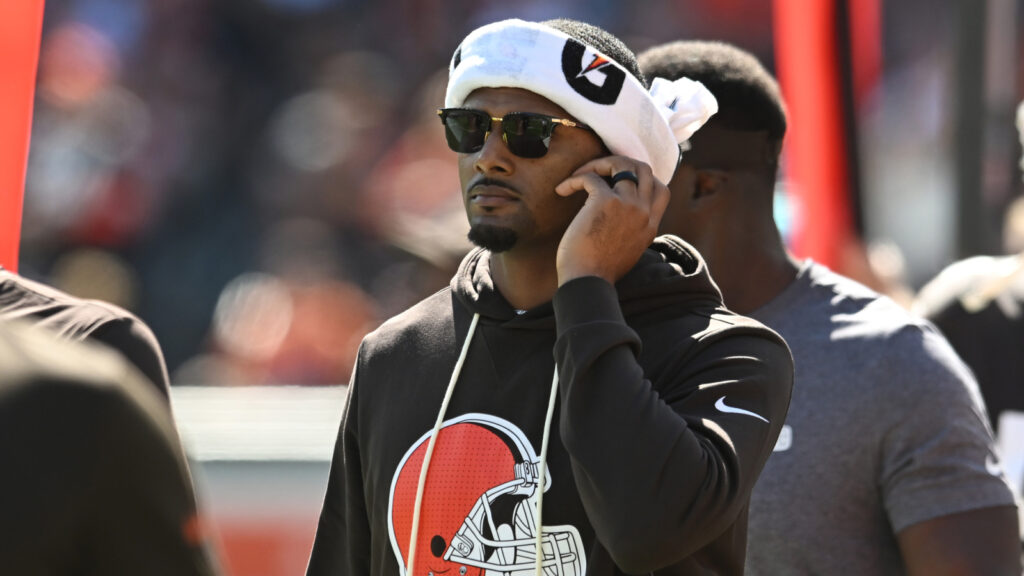 browns-reportedly-big-watson-decision-ahead.jpg