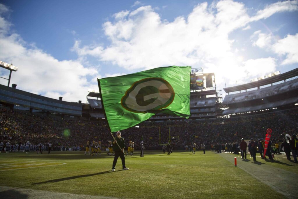 green-bay-packers-flag-1-scaled.jpg